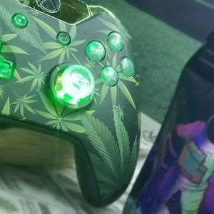 Custom Xbox controllers